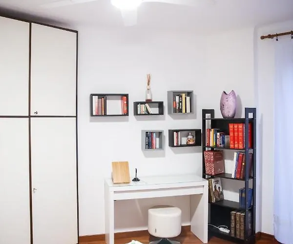 Apartament Sweet House Corso Genova Mediolan