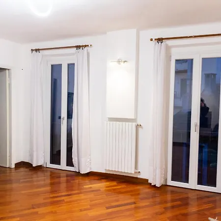Sweet House Corso Genova Apartment Milan