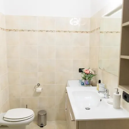 Sweet House Corso Genova Apartment *