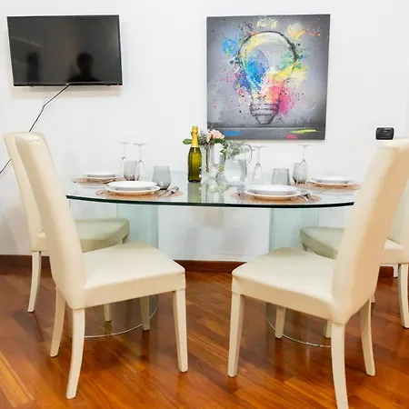 Sweet House Corso Genova Apartment